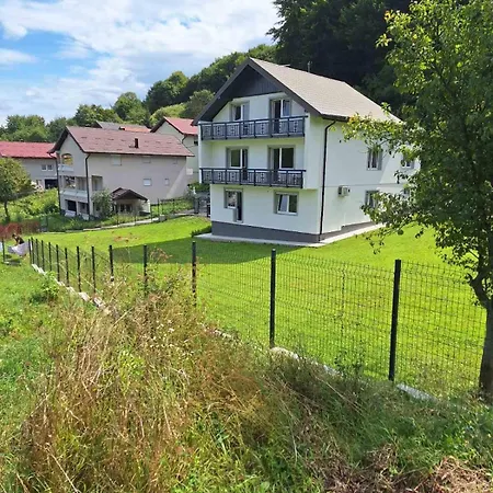 Апартаменты Peaceful In Blazuj, Sarajevo