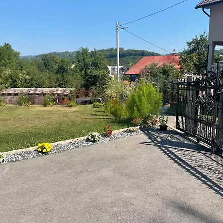 Апартаменты Peaceful In Blazuj, Sarajevo Slivlje